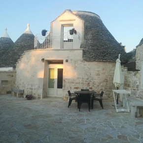 Trulli Manuela 2 Locorotondo